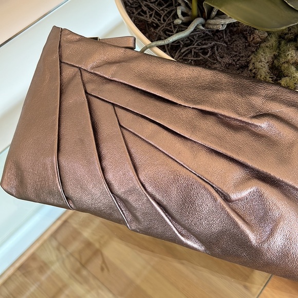 Elliott Lucca Clutch - Picture 4 of 15